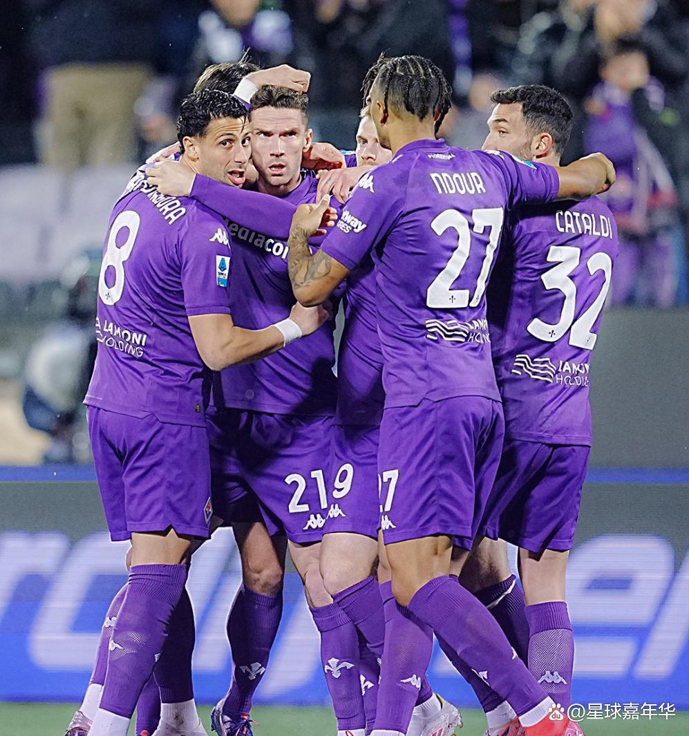 训练课后欧篮联传出新动向，帕纳辛奈科斯强势反弹，高层表态：底气十足，更衣室氛围转暖的简单介绍